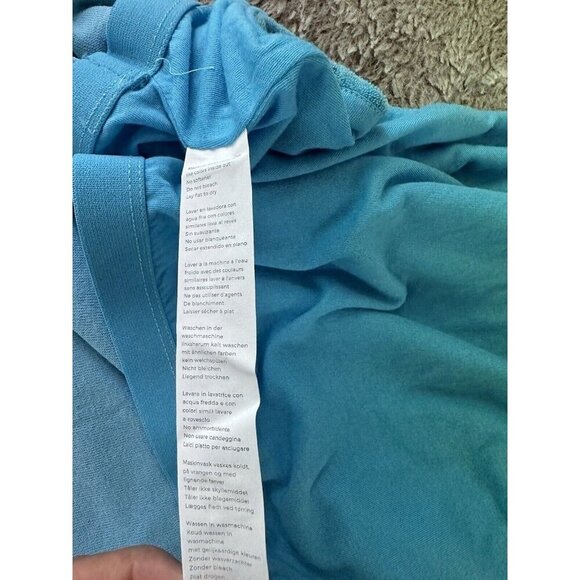 Fabletics Built-In Bra Tank Women Size XXL Mock Light Blue Terrycloth Gym New - Picture 10 of 12